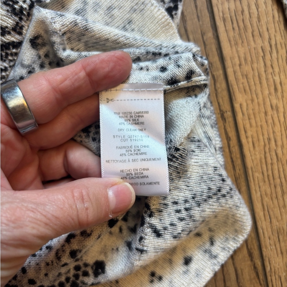 Equipment Black and White Snakeskin Sweater - Picture 4 of 4